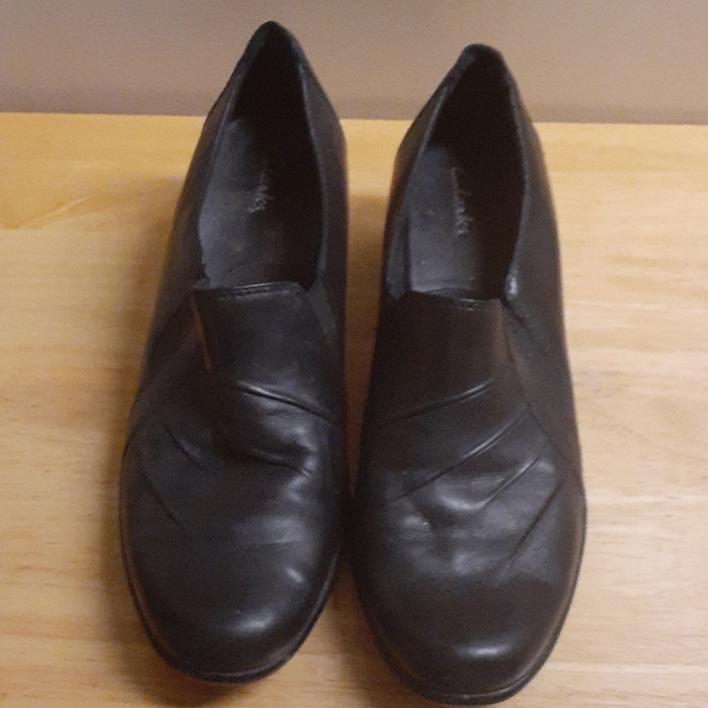WOMAN SHOES